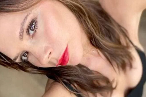 Bà xã của David Beckham được cảnh báo vì tự đầu độc bản thân bằng chế độ ăn kiêng khắt khe chỉ toàn rau và cá