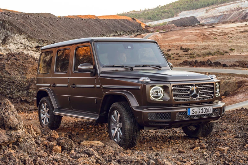 9. Mercedes-Benz G-Class 2020 (khoảng sáng gầm: 241 mm).