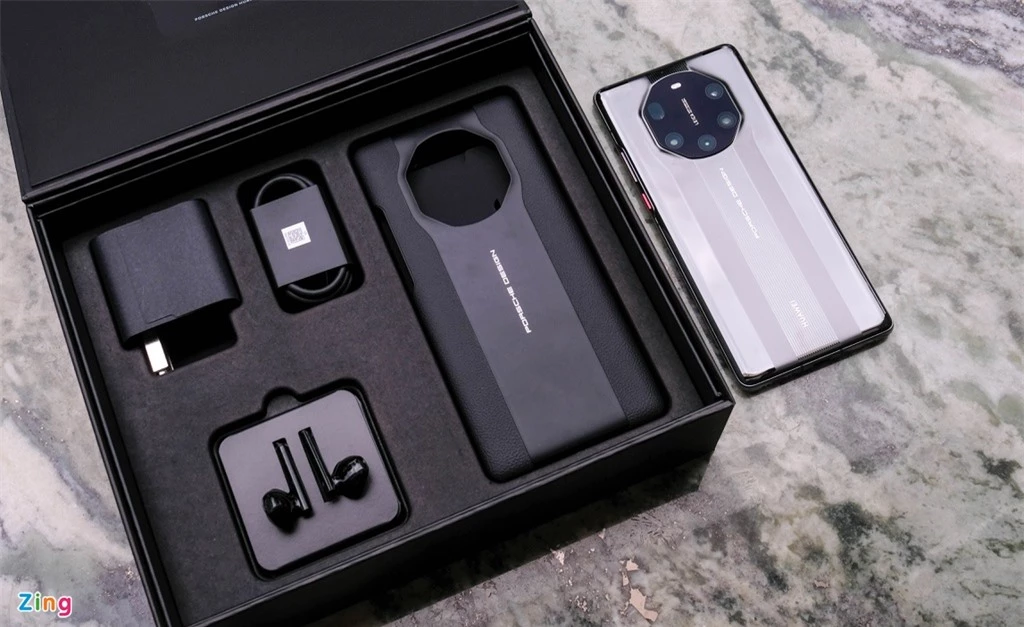 Huawei Mate 40 RS Porsche Design anh 2