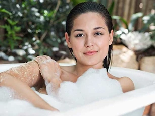 Khi tắm vào mùa Đông phải ghi nhớ 7 điều này để tránh bị đột tử, dù già hay trẻ cũng nên biết