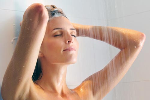 8 thời điểm bạn không nên gội đầu nếu không muốn chết sớm