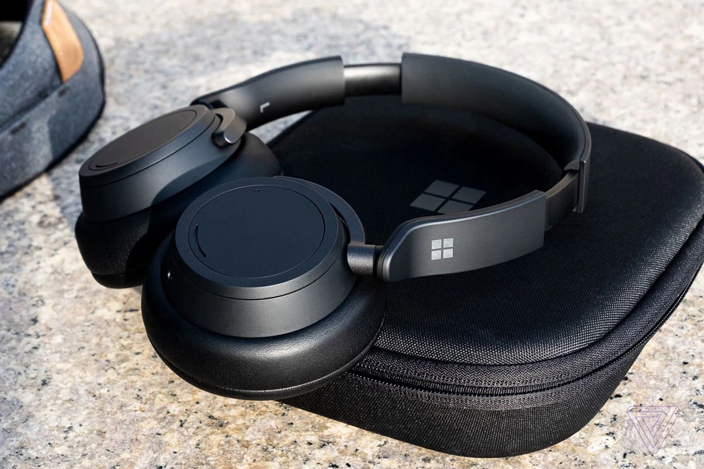 5. Microsoft Surface Headphones 2.