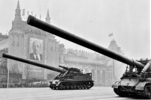 Những vũ khí giả của Liên Xô từng khiến phương Tây "sập bẫy"