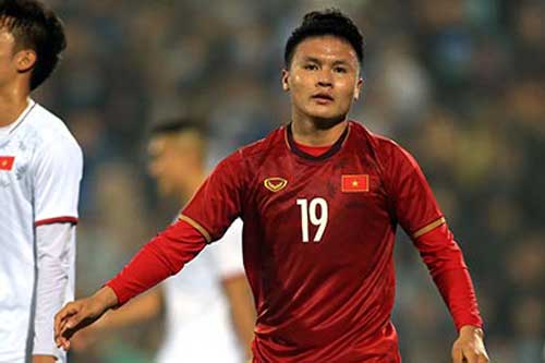 Quang Hải: 'Chúng tôi phải liên lạc nhiều để thoát pressing'