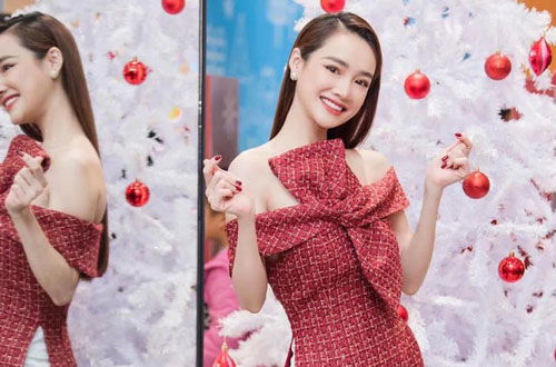 Nhã Phương khoe visual đi sự kiện cực xinh, zoom cận thấy cổ tay mới 'tá hoả'