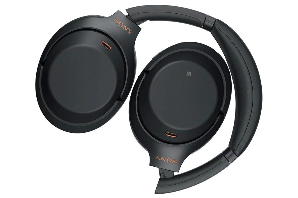 8. Sony WH-1000XM3.