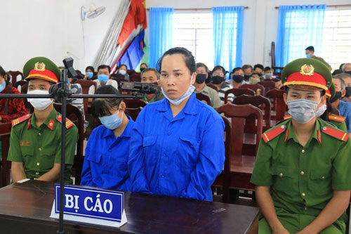 An Giang: 30 tháng tù cho 2 bị cáo tổ chức cho người xuất nhập cảnh trái phép