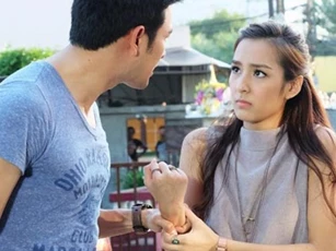 Nắm kinh tế trong nhà, chồng đã ngoại tình lại còn thách thức: “Rời thằng này thì chỉ có chết”, ai dè nhận về đòn đáp trả cực gắt từ cô vợ vốn cam chịu!