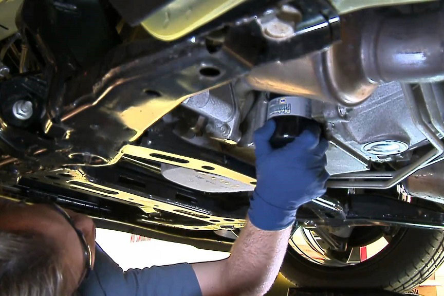 Những dấu hiệu lọc xăng bị tắc nghẽn