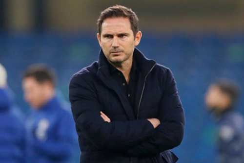 Lampard nổi khùng với cầu thủ Chelsea sau trận thua Arsenal