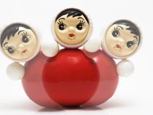 Giải mã tại sao con lật đật không bao giờ bị đổ