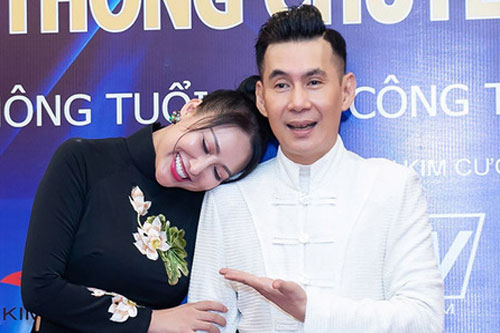 Phi Thanh Vân nũng nịu anh kết nghĩa Đoan Trường