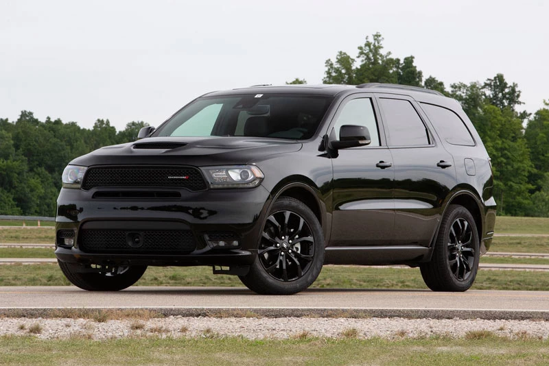 3. Dodge Durango 2020 (giá khởi điểm: 31.590 USD, điểm tổng thể: 8.1/10).