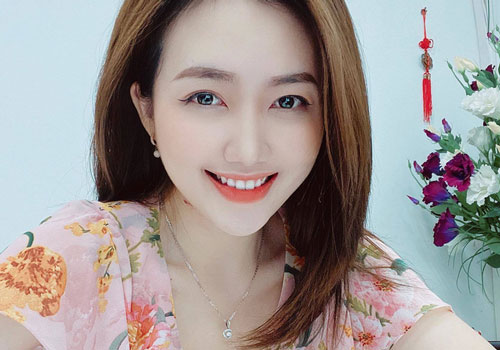 Người đẹp Dương Huyền thời tiết VTV: 'Nghề MC vất vả, lương thấp'