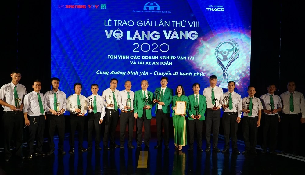 3 tập thể và 12 lái xe của Tập đoàn Mai Linh được trao giải thưởng “Vô lăng vàng” năm 2020. 