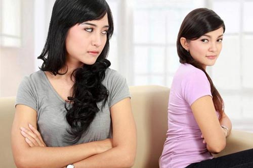 Em chồng ghét cay ghét đắng vì tôi có bầu