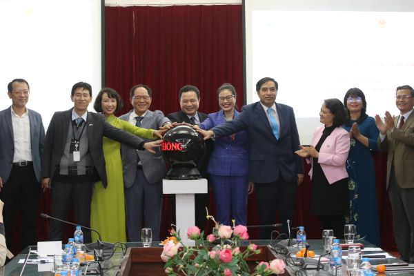 Bộ LĐTB&XH ra mắt cổng thông tin việc làm cho doanh nghiệp và người lao động