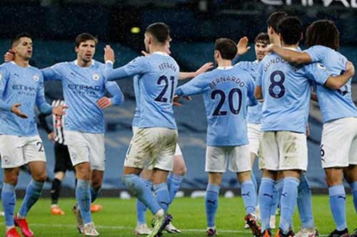 Ít nhất 7 cầu thủ Man City dương tính Covid-19, Everton đòi công bố sự thật