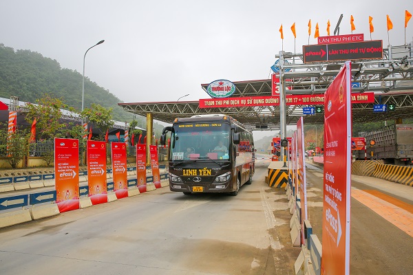 Chính thức vận hành hệ thống thu phí tự động không dừng ePass