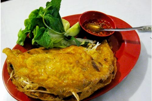 Cách làm món bánh xèo miền Bắc giòn rụm nhâm nhi ngày cuối tuần