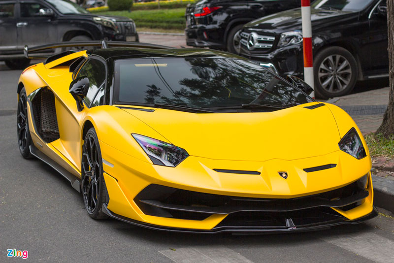 Chiêm ngưỡng những siêu xe đáng chú ý được cập bến Việt Nam trong năm 2020