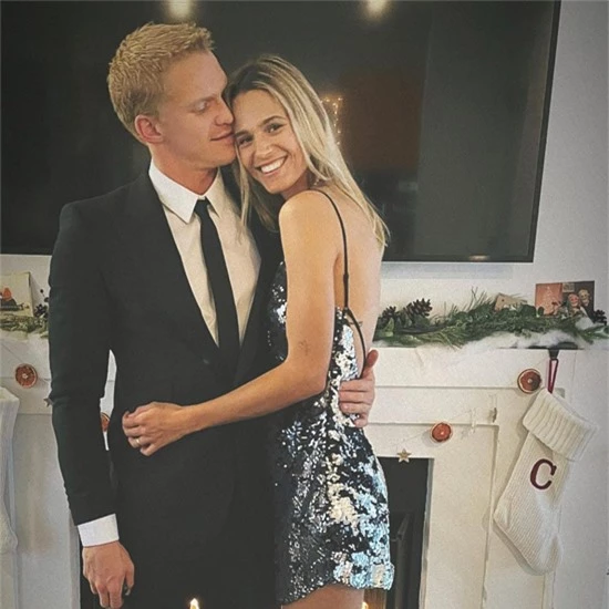 Cody Simpson và bạn gái mới, Marloes Stevens.