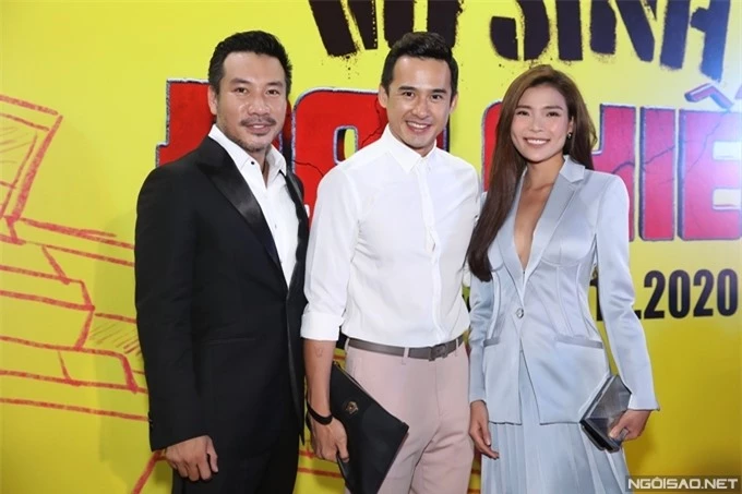 Vợ chồng diễn viên Thúy Diễm, Lương Thế Thành tới chúc mừng phim đầu tay của đạo diễn Bá Cường.