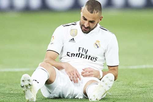 Real Madrid: 'Benzema, mệt cũng phải cắn răng mà đá'