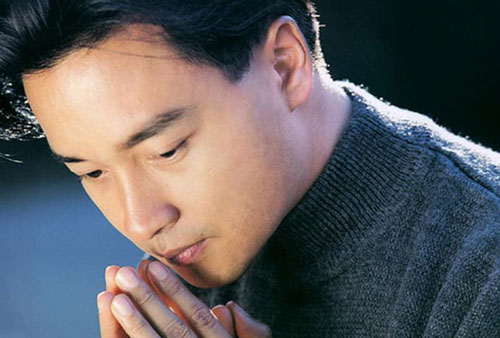 Kỷ vật của Trương Quốc Vinh được tìm thấy sau 10 năm, Đường Hạc Đức chia sẻ lại đúng dịp Giáng sinh vì nhớ tình xưa