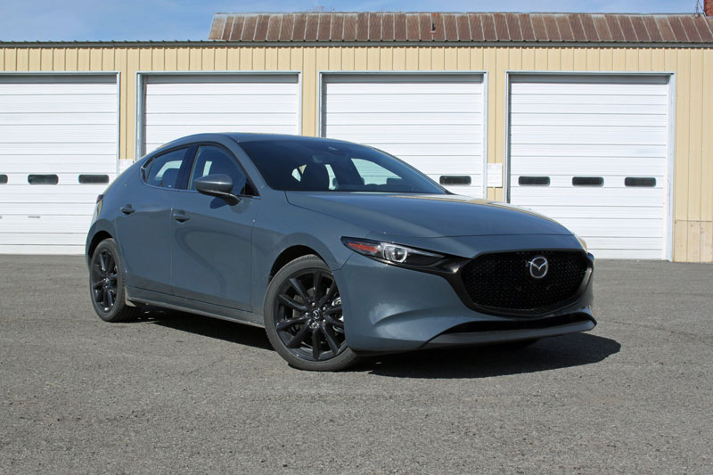 Top 10 xe AWD ti&#x1EBF;t ki&#x1EC7;m nhi&#xEA;n li&#x1EC7;u nh&#x1EA5;t n&#x103;m 2020: G&#x1ECD;i t&#xEA;n Mazda3