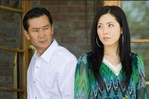 Mẹ đơn thân gây sốc với tuyên ngôn: 'Ly hôn rồi làm người tình của chồng cũ rất thú vị'