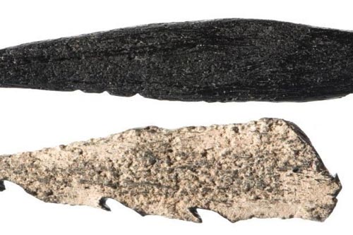 Phát hiện kinh dị về loạt vũ khí làm bằng xương người