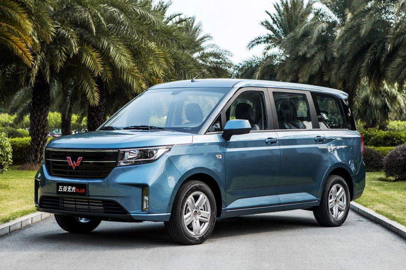 8. Wuling Hongguang (doanh số: 33.820 chiếc).