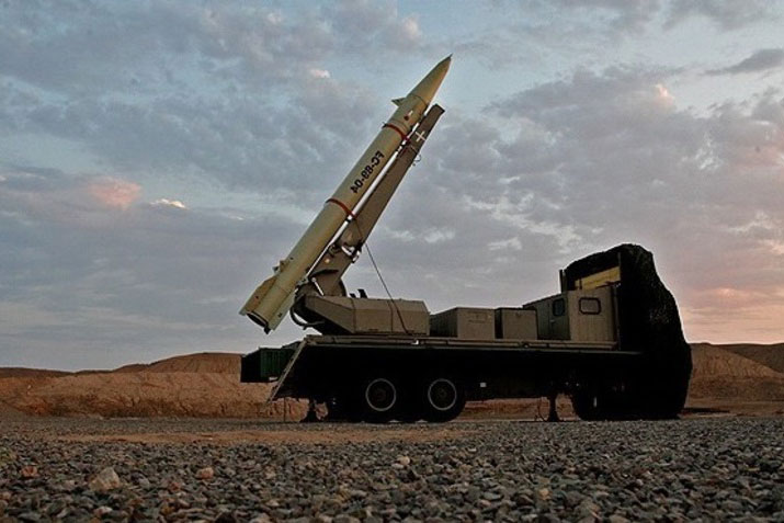 Iran tuyên bố đưa tàu ngầm đến Vịnh Ba Tư để "săn tìm" tàu Mỹ và Israel