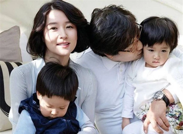 Hé lộ về người chồng kín tiếng của Nàng Dae Jang Geum Lee Young Ae - 10