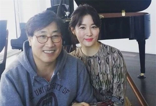 Hé lộ về người chồng kín tiếng của Nàng Dae Jang Geum Lee Young Ae - 7