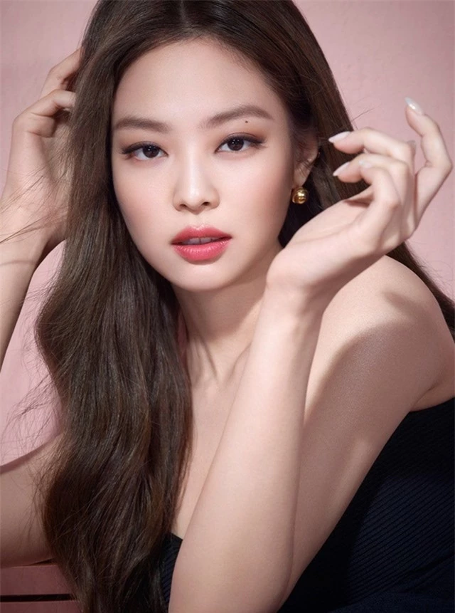 Jennie - Cô gái tài năng và xinh đẹp của nhóm Blackpink - 1