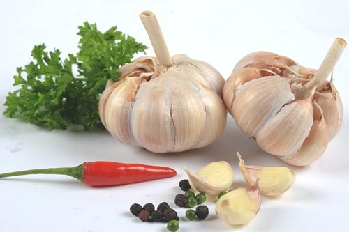 4 đối tượng cần hạn chế ăn tỏi