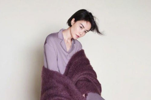 Nhan sắc tuổi 51 của "thiên hậu" Vương Phi