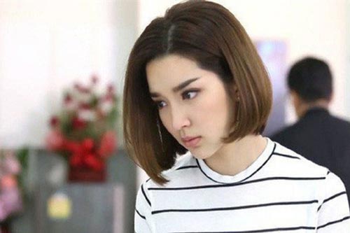 Thấy con trai suốt ngày ôm điện thoại trong phòng, tôi đột ngột vào kiểm tra thì chết sững khi thấy những dòng tin nhắn của con