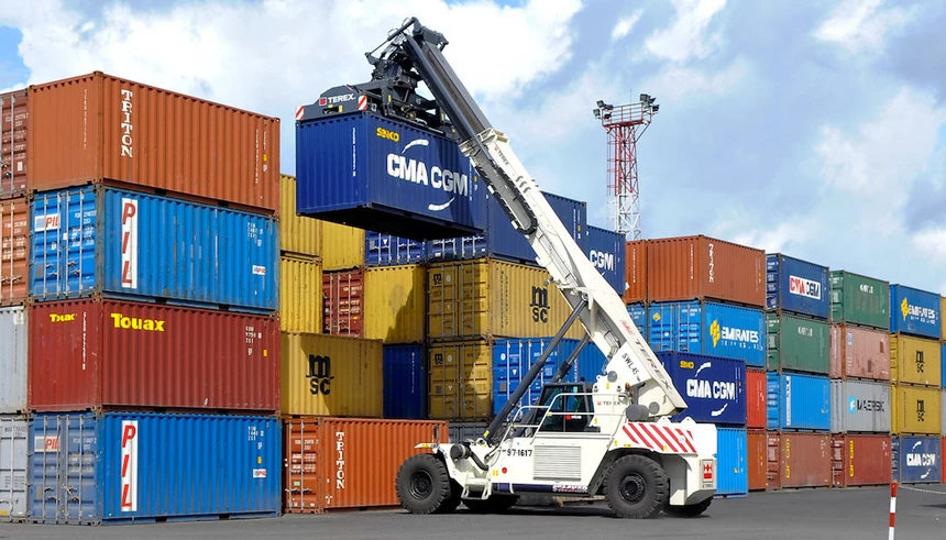 Doanh nghiệp xuất khẩu không thuê được container. 