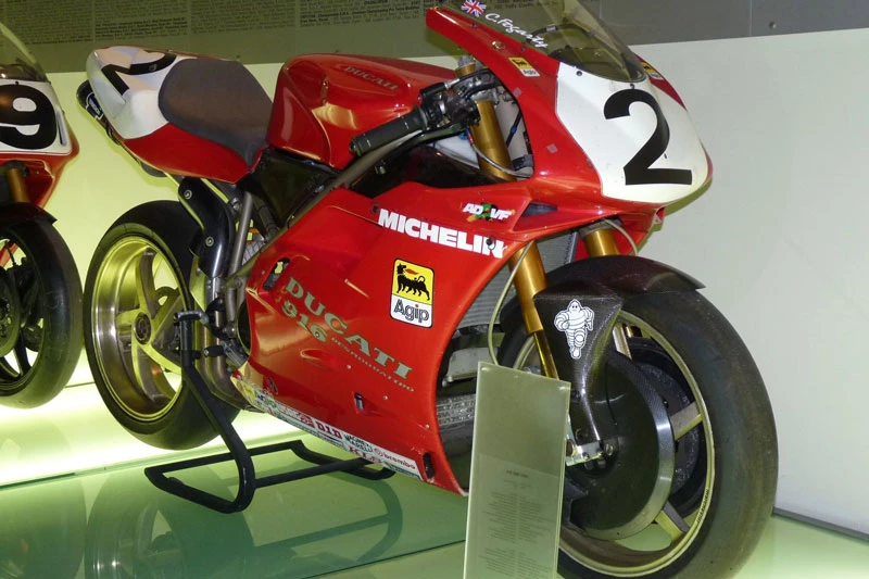 9. Ducati 916 SBK 1994.