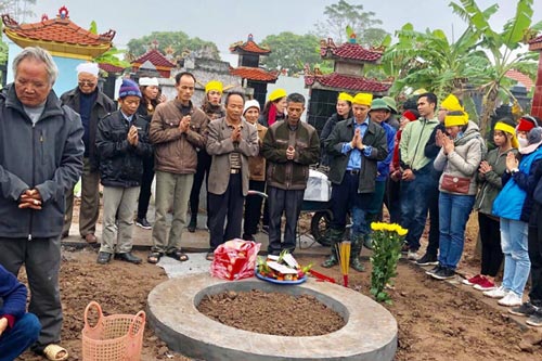 Điều cần biết khi cải táng, bốc mộ hoặc sang cát: Cẩn thận đắc tội gia tiên, hao tài tổn lộc