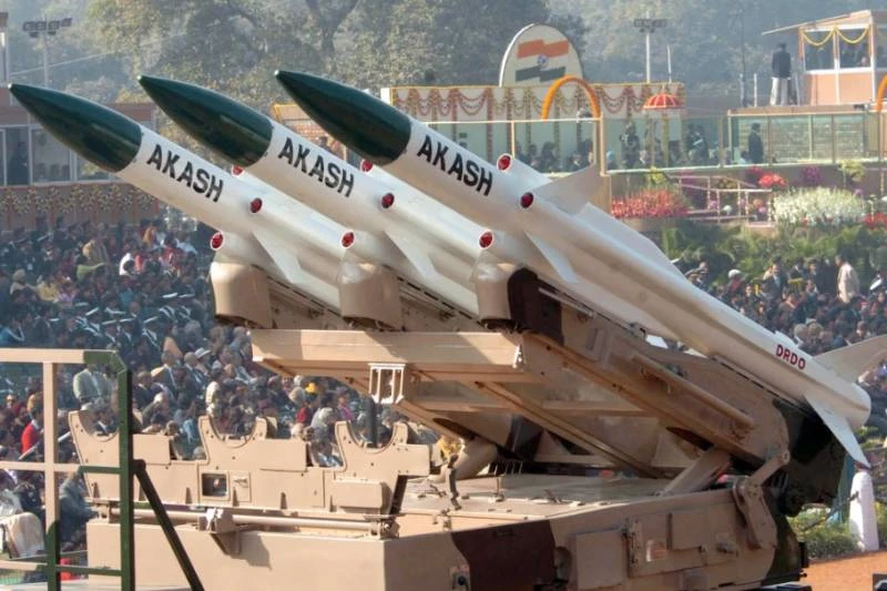 Hệ thống tên lửa phòng không tầm ngắn Akash của Ấn Độ. Ảnh: Topwar.