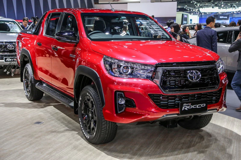 2. Toyota Hilux (doanh số: 117.57 chiếc).