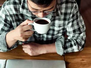 Đàn ông thường xuyên dùng 5 loại thực phẩm này dễ bị yếu sinh lý, nhất là loại thứ 2