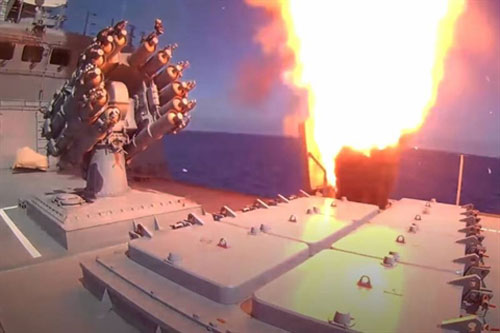 Nga tăng gấp 10 tên lửa hành trình tầm xa, nhận 900 UAV