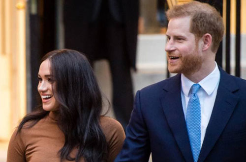 Meghan và Harry lên kế hoạch trở lại Hoàng gia Anh nhưng bị dư luận chỉ trích vì tìm mọi cách để trục lợi cho bản thân