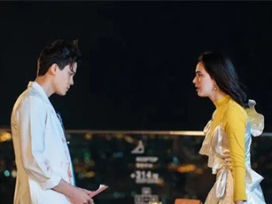 Sau 7 năm kết hôn, lần đầu vợ nhờ tôi trông con để đi làm đẹp, 1 tiếng sau, cô ấy mang về cái đầu trọc lóc khiến tôi sững sờ tột độ