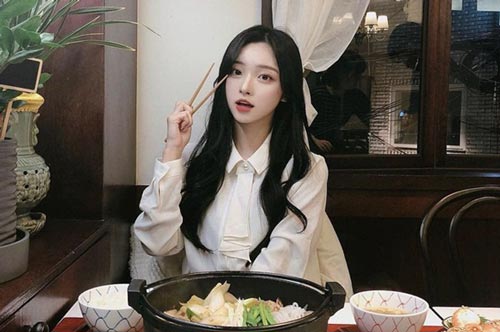 4 thói quen xấu trong bữa ăn nhiều người mắc phải